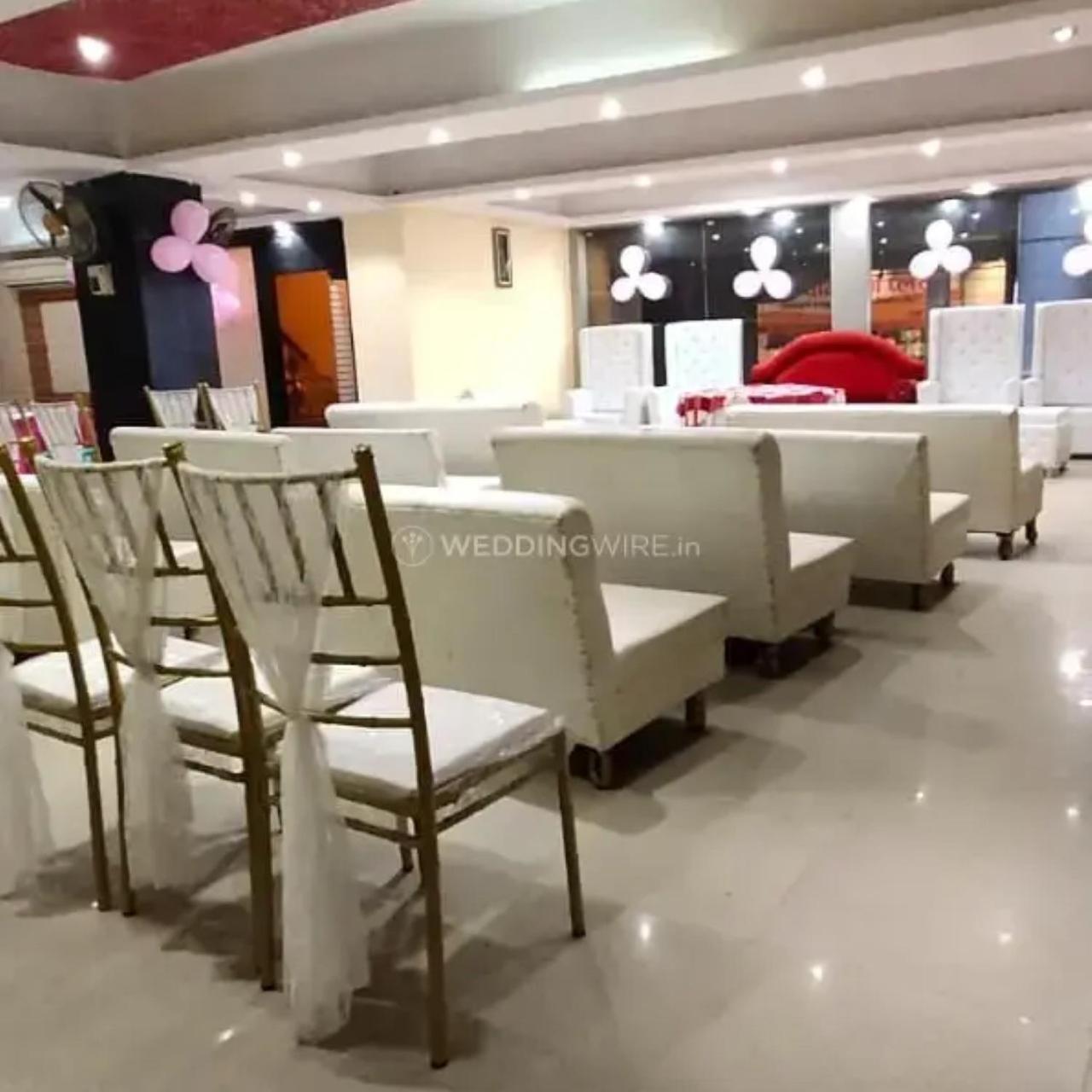 New Kumar Hotel & Banquet 勒克瑙 外观 照片