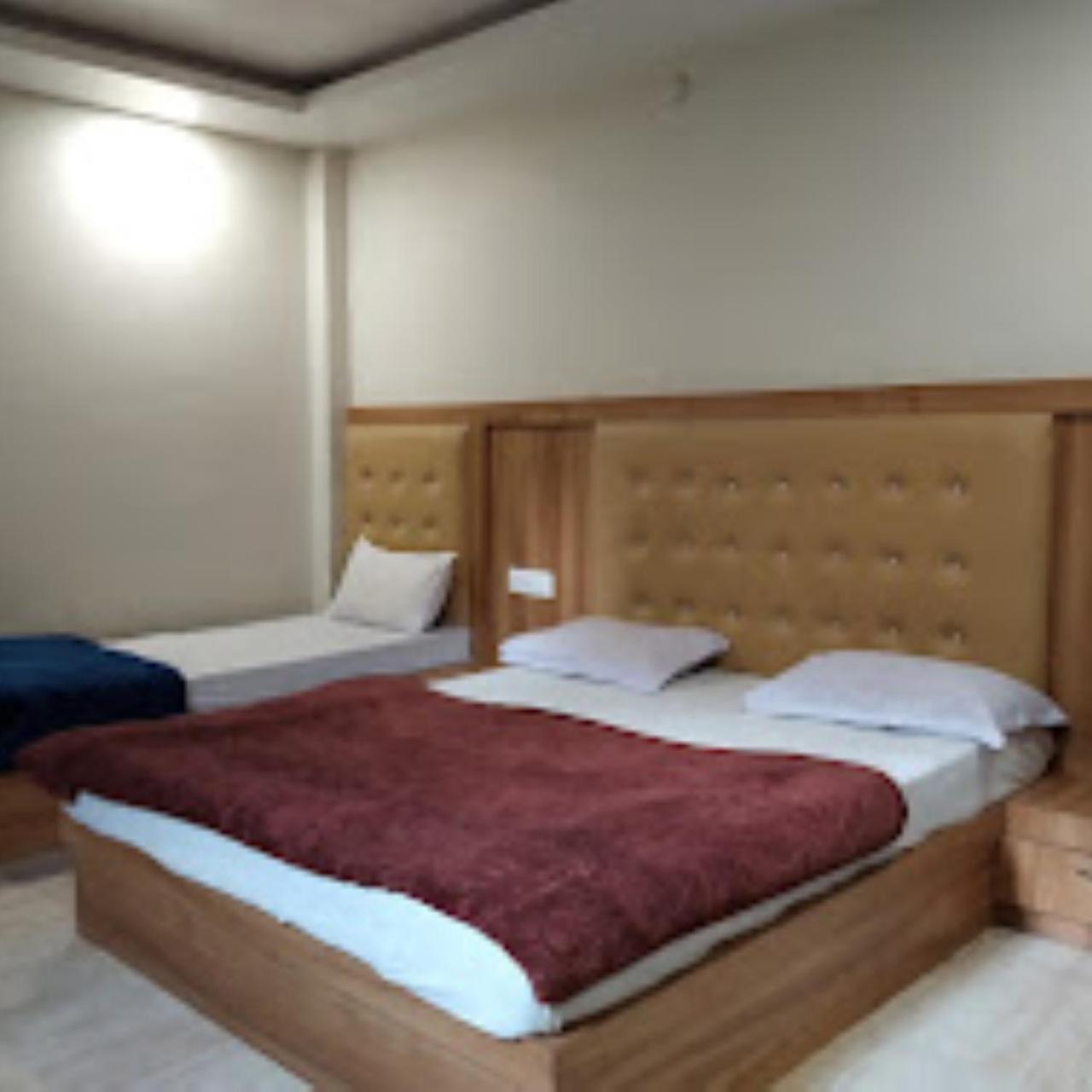 New Kumar Hotel & Banquet 勒克瑙 外观 照片