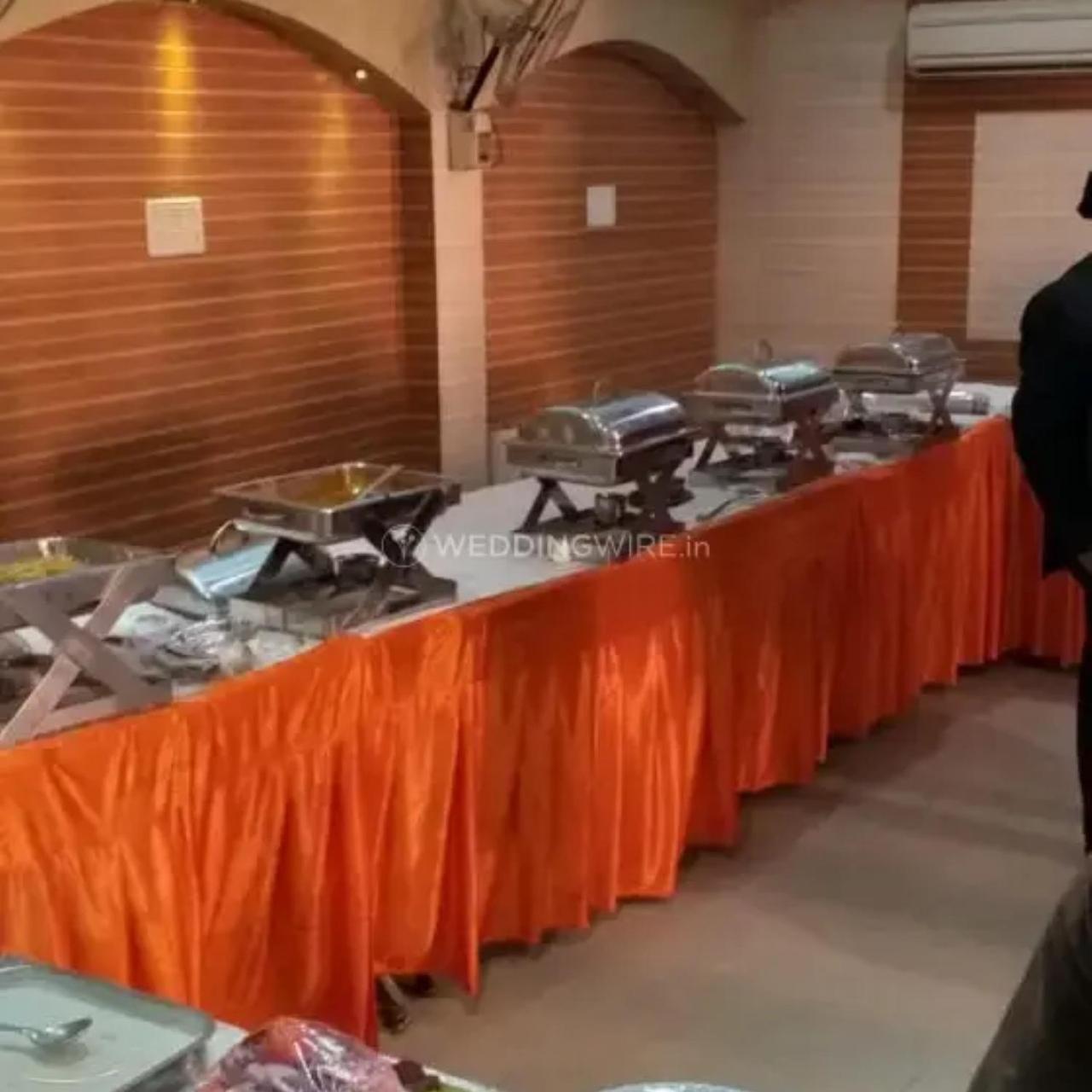 New Kumar Hotel & Banquet 勒克瑙 外观 照片