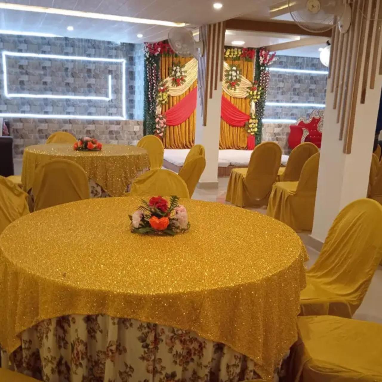 New Kumar Hotel & Banquet 勒克瑙 外观 照片